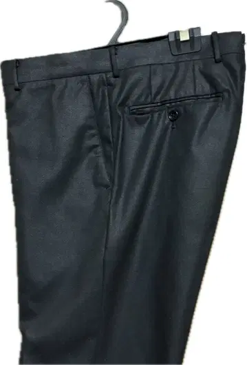 인터내셔널 갤러리 빔즈 광택 블랙 팬츠 사이즈 44