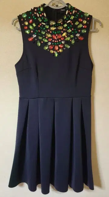 asos 큐빅 장식 원피스