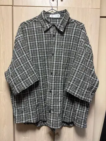 ZARA 반팔 셔츠 그레이 계열 체크