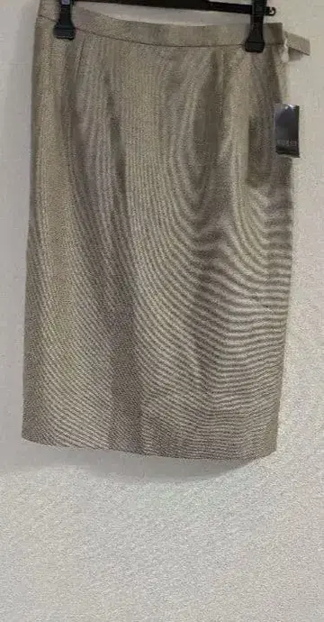 새상품 KORET 룩 베이지 미디 스커트 밴딩 있음 15AR