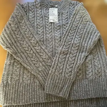 무인양품 야크 함유 울 케이블 스웨터