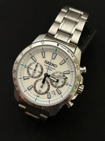 SEIKO 크로노그래프 쿼츠 손목시계. 작동품