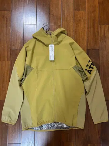 ATHLETA 나일론 자켓 L 골드