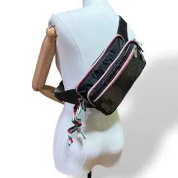 orobiaoco 오로비안코 웨스트 파우치 악어 엠보싱 블랙