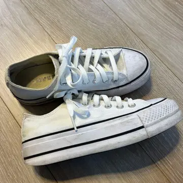 CONVERSE ALL STAR 화이트 로우컷 스니커즈