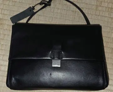 준코 코시노 숄더백