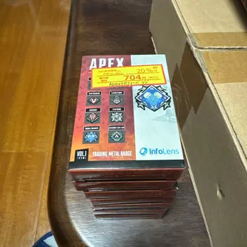 Apex 트레이딩 메탈 배지