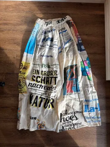 빈티지 플레어 스커트 로고 프린트 화이트 프리 사이즈 노브랜드