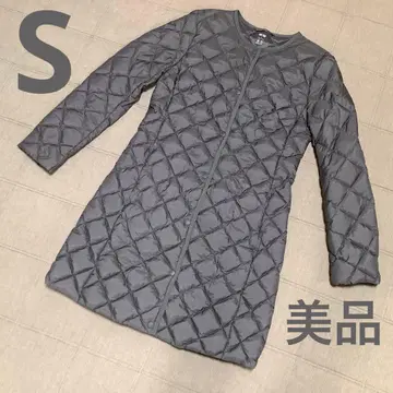 유니클로 울트라 라이트 다운 다이아 퀼트 코트 그레이 새상품급 S