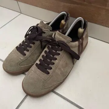 패트릭 스니커즈