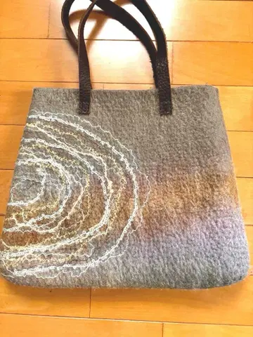 양모 압축 펠트 토트백