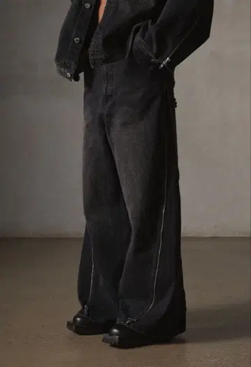 GRANCY 지퍼 디자인 배기 데님 팬츠 블랙 M