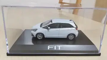 혼다 FIT GR 모델 미니카 1/43 스케일 선라이트 화이트 펄