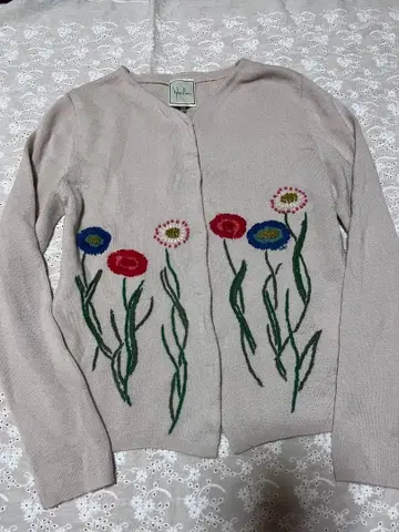 시빌라 가디건 꽃무늬 자수