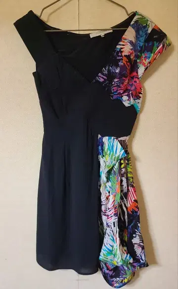 BCBGMAXAZRIA 실크 원피스