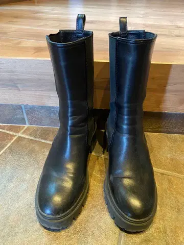 블랙 사이드 고어 부츠 통굽 미들 기장