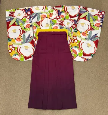 졸업 하카마 니샤쿠소데 기모노 세트 화이트 동백