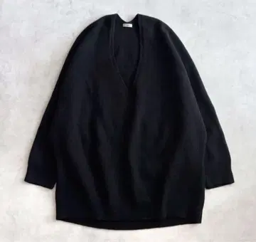 새상품급 IENA 이에나 홀가먼트 코쿤 V넥 풀오버 블랙