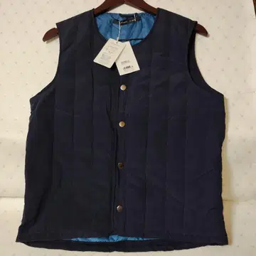 미사용 새상품 네이비 퀼팅 베스트 XL