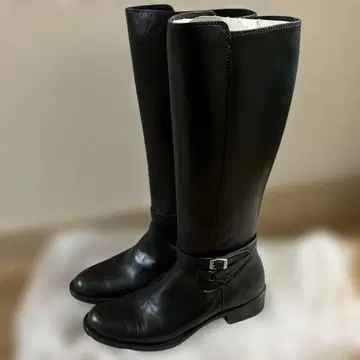 블랙 가죽 롱 부츠 버클 포함