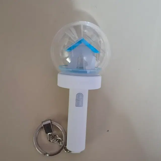 보이넥스트도어 키링 응원봉 양도합니다