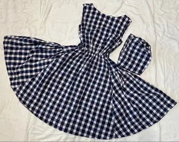 FRAY I.D 프레이 아이디 슬리브리스 원피스