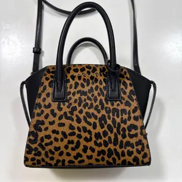 레오파드 무늬 핸드백 숄더 스트랩 포함