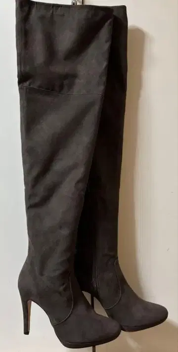 [ 미사용 ] 마미안 스웨이드 니하이 부츠 M 사이즈 다크 브라운