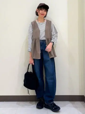 울 소재 페플럼 베스트 Right-on