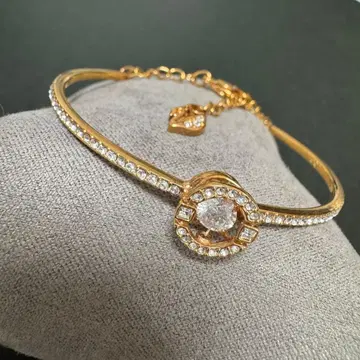 SWAROVSKI / 스와로브스키 Sparkling Dance 뱅글