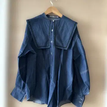 TRANOI 다크 블루 긴팔 셔츠