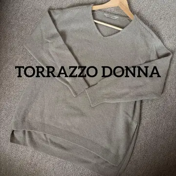 [ 새상품급 ] TORRAZZO DONNA 그레이 V넥 스웨터
