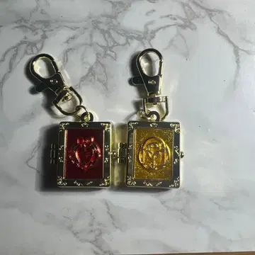 디즈니 로켓 참 키체인