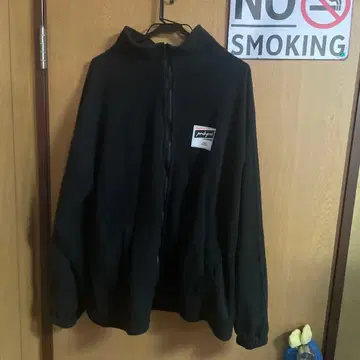 prihgnod 블랙 집업 자켓