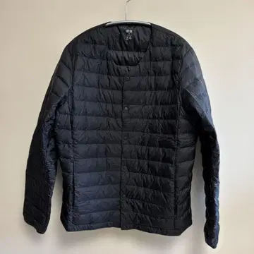 새상품급 유니클로 남성용 울트라 라이트 다운 블랙 M