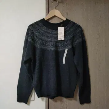 안데스 울을 사용한 자카드 편직 스웨터 L 다크 그레이 패턴