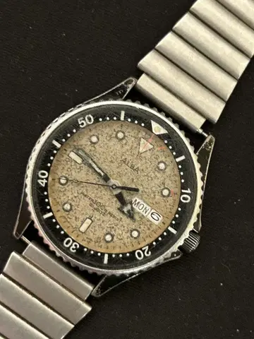 세이코 ALBA 다이버 타입 손목시계 스테인리스 밴딩 그레이