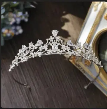 티아라와 목걸이 귀찌 세트