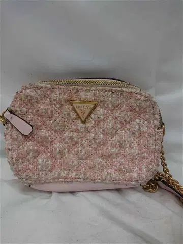 게스 트위드 체인 숄더백 핑크 계열 여성용