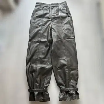 BEAUTY & YOUTH 가죽 라이크 벨트 헴 팬츠