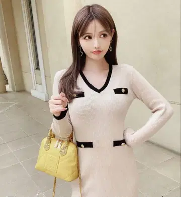 Rady 바이컬러 니트 원피스 베이지 M 사이즈