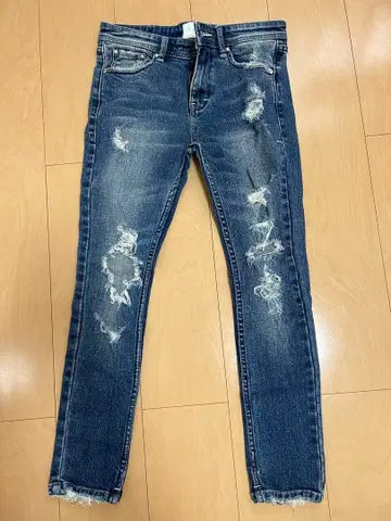 데미지 가공 스키니 데님 리가렉트