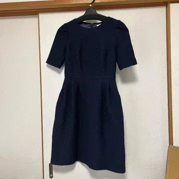 새상품급 토카 TOCCA 네이비 반팔 무릎 기장 원피스 0 사이즈 네이비