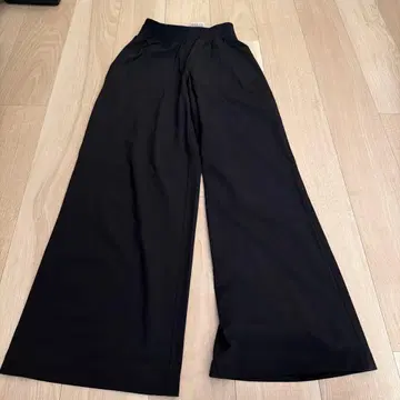 블랙 와이드 팬츠 허리밴딩 사이드 포켓 룰루레몬 XS