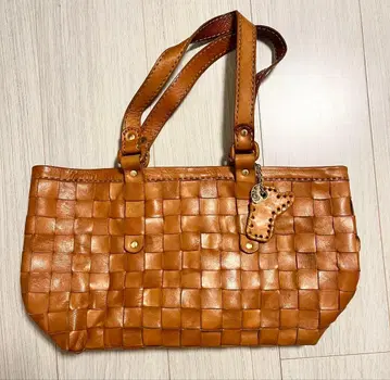 로비타 브라운 가죽 뜨개질 핸드백