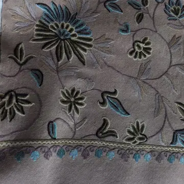 타라 블랑카 TARA BLANCA, 자수 스톨, 새상품급