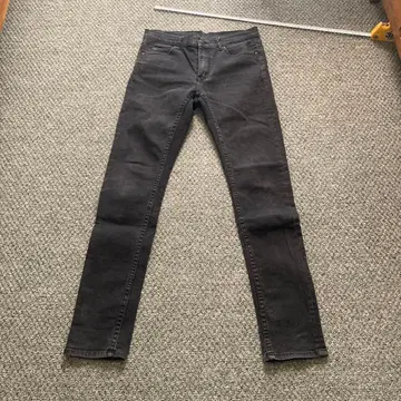 블랙 스키니 데님