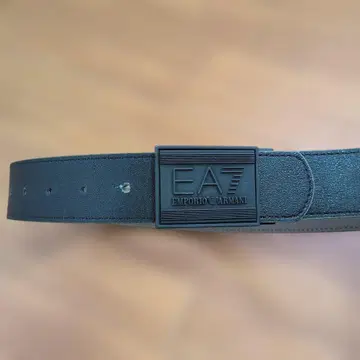 엠포리오 아르마니 EA7 블랙 가죽 벨트