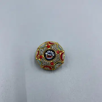 27 빈티지 장식적인 금속제 원형 브로치