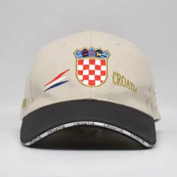 크로아티아 수베니어 돌고래 자수 캡 2톤 구제 의류 베이지